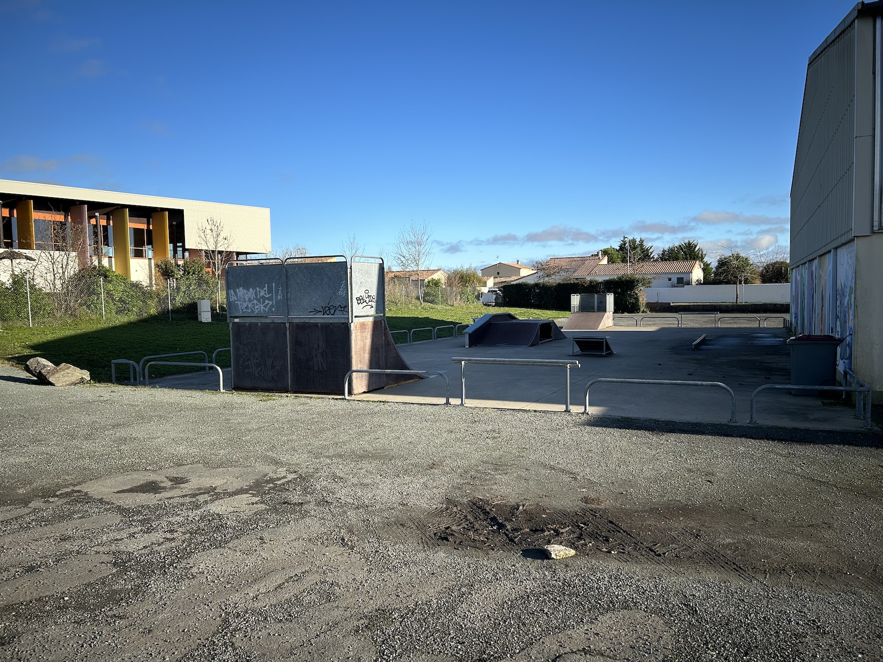 Mauzé sur le Mignon Skatepark